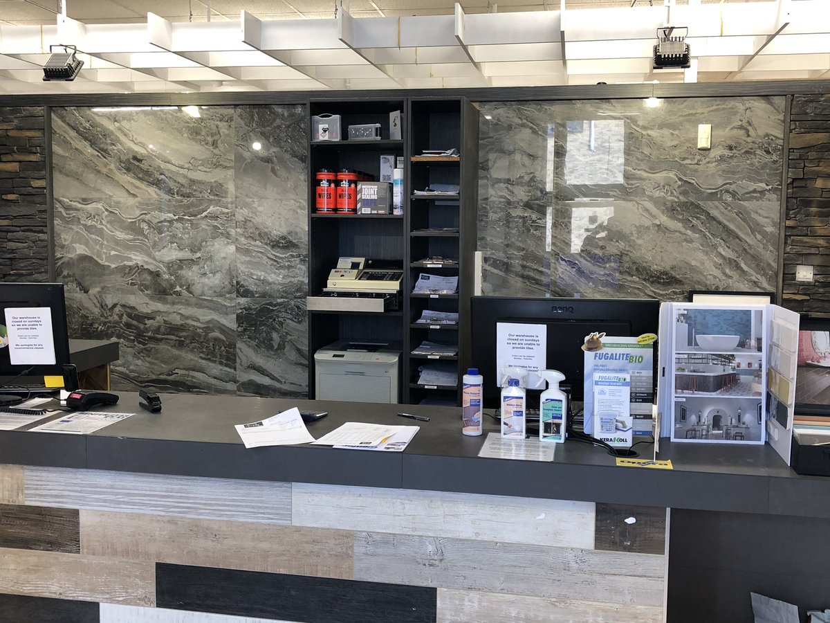 GlennTiles's tweet photo. The guys at our Derby showroom have been working hard on our new counter display. Fantastic feature created with our new Luna and Dream Arabesque tiles. #tiles #interiordesign https://t.co/HBHd6LBrQd