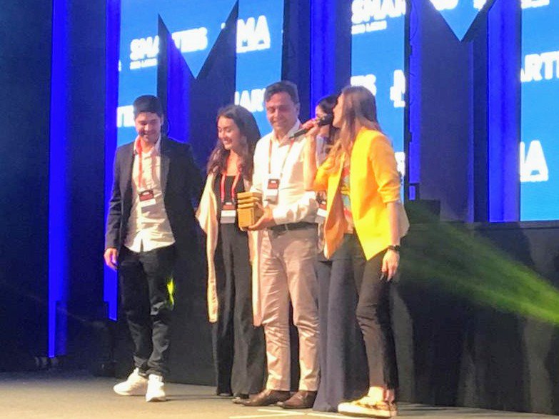 andrezambelli's tweet photo. Premiação do McDonald's no evento do MMA 2019 (Mobile Marketing Association) 😃 #shapethefuture https://t.co/u6uxq8h1IG