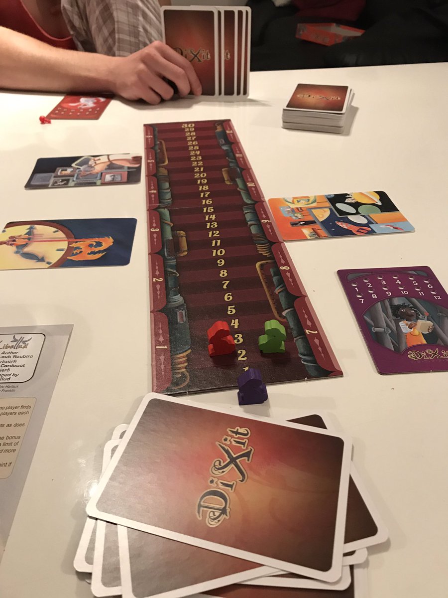 Braking in 🎂 prezent from #Httpool family #Dixit