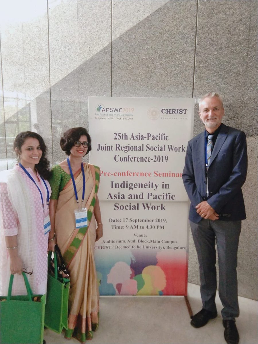 khushbu_msw's tweet photo. Glad to meet Dr. Rory Truell (Secretary General - IFSW) at 25th Asia Pacific Joint Regional Social Work Conference - 2019
#apswc2019 #IFSW #IFSW_AP #APASWE #IASSW #NIMHANS #INPSWA https://t.co/5Y8NaDlTiQ