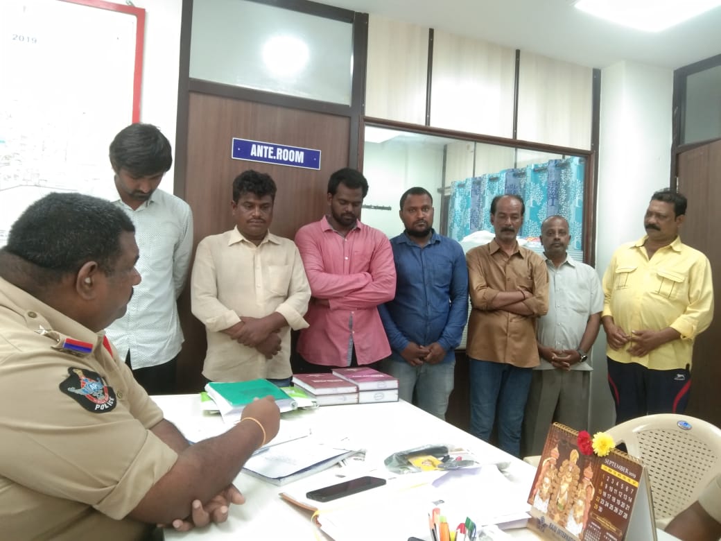 Tirupatipolice Sri K K N Anburajan Ips Superintendent Of Police Tirupati Urban Police District Instructed To Tirupati Urban Police Officers To Counselling The Rowdy Sheeters To Various Police Stations And Given Counselling To