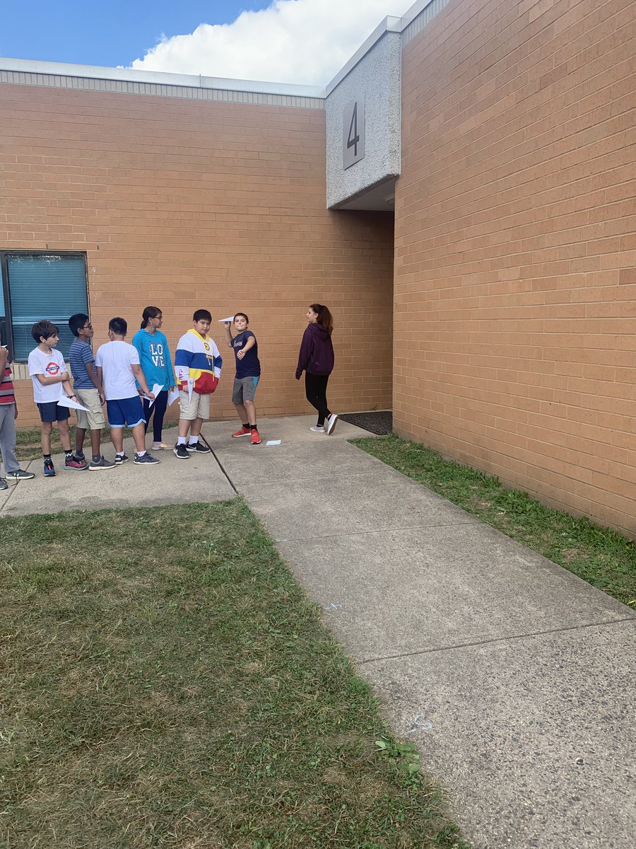 super6thgraders's tweet photo. Testing paper airplanes! Control Data recorded today. Next week we will change 1 variable! #steamwednesday @BrookfieldES https://t.co/e34pVhCkB1