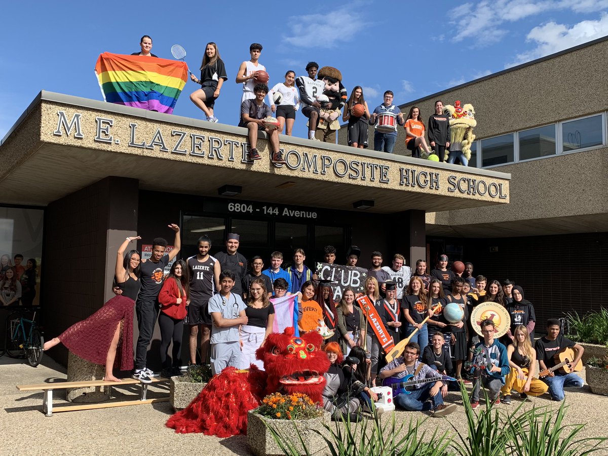 melazerte's tweet image. That was then this is now!!