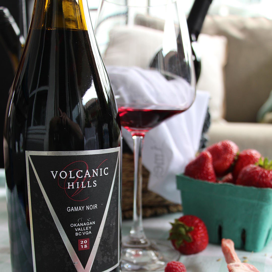 Westside Wine Trail (@westwinetrail) on Twitter photo Our #WineWednesday featured wine is a Gamay Noir from <a href="/volcanichillswi/">VolcanicHills Winery</a>
Produced from estate grown self rooted vines this Gamay boasts aromas and flavours of cranberry, pomegranate, raspberry, cherry, hints of soft fennel and cinnamon, rounded out with an earthy finish. Our #WineWednesday featured wine is a Gamay Noir from <a href="/volcanichillswi/">VolcanicHills Winery</a>
Produced from estate grown self rooted vines this Gamay boasts aromas and flavours of cranberry, pomegranate, raspberry, cherry, hints of soft fennel and cinnamon, rounded out with an earthy finish.