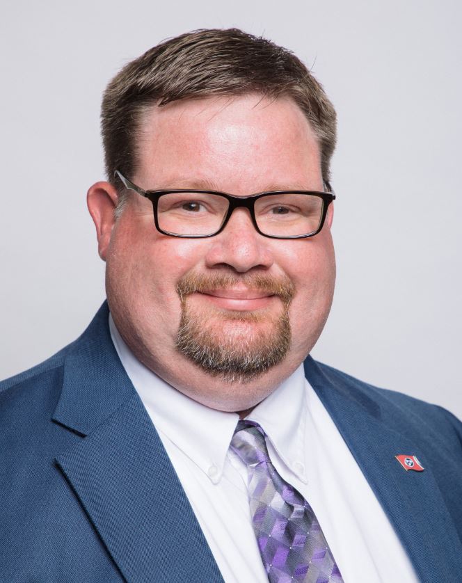 Two #TNsupts highlighted by <a href="/AASAHQ/">AASA</a> "Leaders Matter!" Learn more about Warner Ross (Hardeman Co. Schools) &amp; Dr. David Martin (TN School for the Blind) here: aasacentral.org/2019/09/17/ten…

 @Supt_TSBTigers #TNedu #TNleg #EdLeaders #AASALeadersMatter