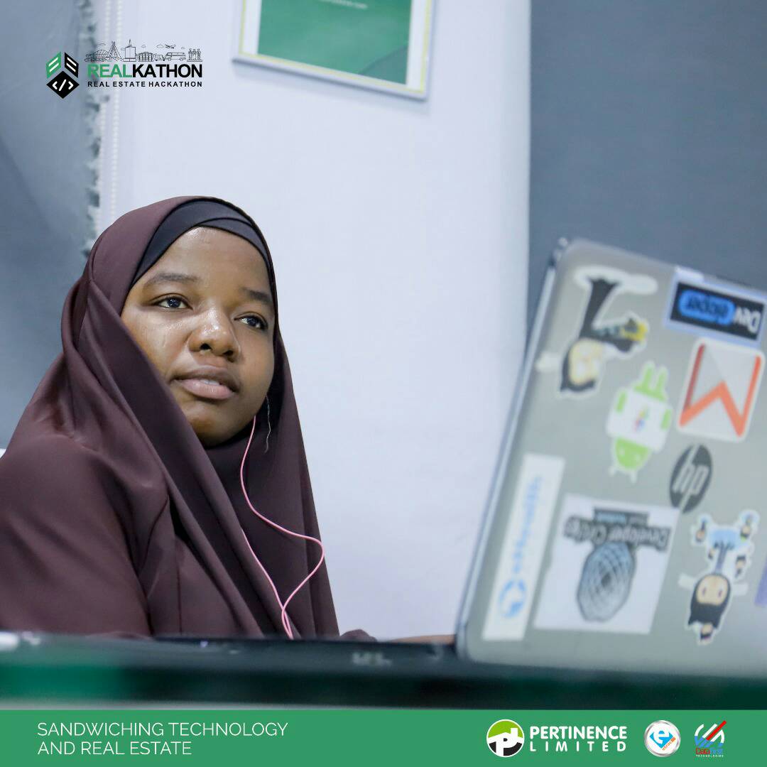 pertinenceltdng's tweet photo. Highlights from #Realkathon
Day 2
The atmosphere is getting hotter as our contestant dive into the challenge of developing the winning technology to solve a real-estate problem.
Their facial expression doesn't say "funny".π
Who is your favourite?
#realkathon2019 https://t.co/YmUGs3ULRg