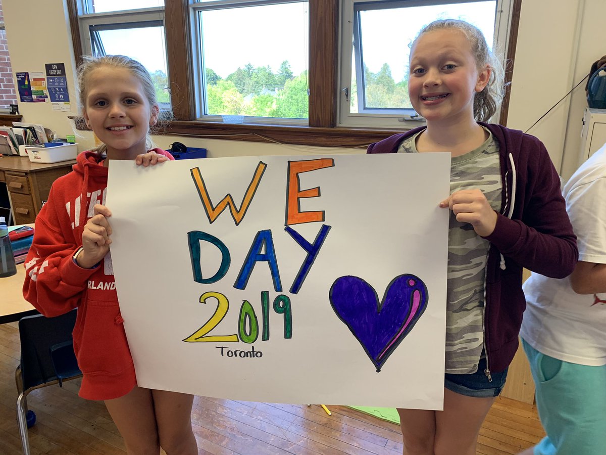 LukezichL's tweet photo. Nine grade 6 students at Sheppard @shewrdsb are all ready for #WEdayToronto #BeTheChange @Bill_Lemon_SO https://t.co/hdzmsgIMVq