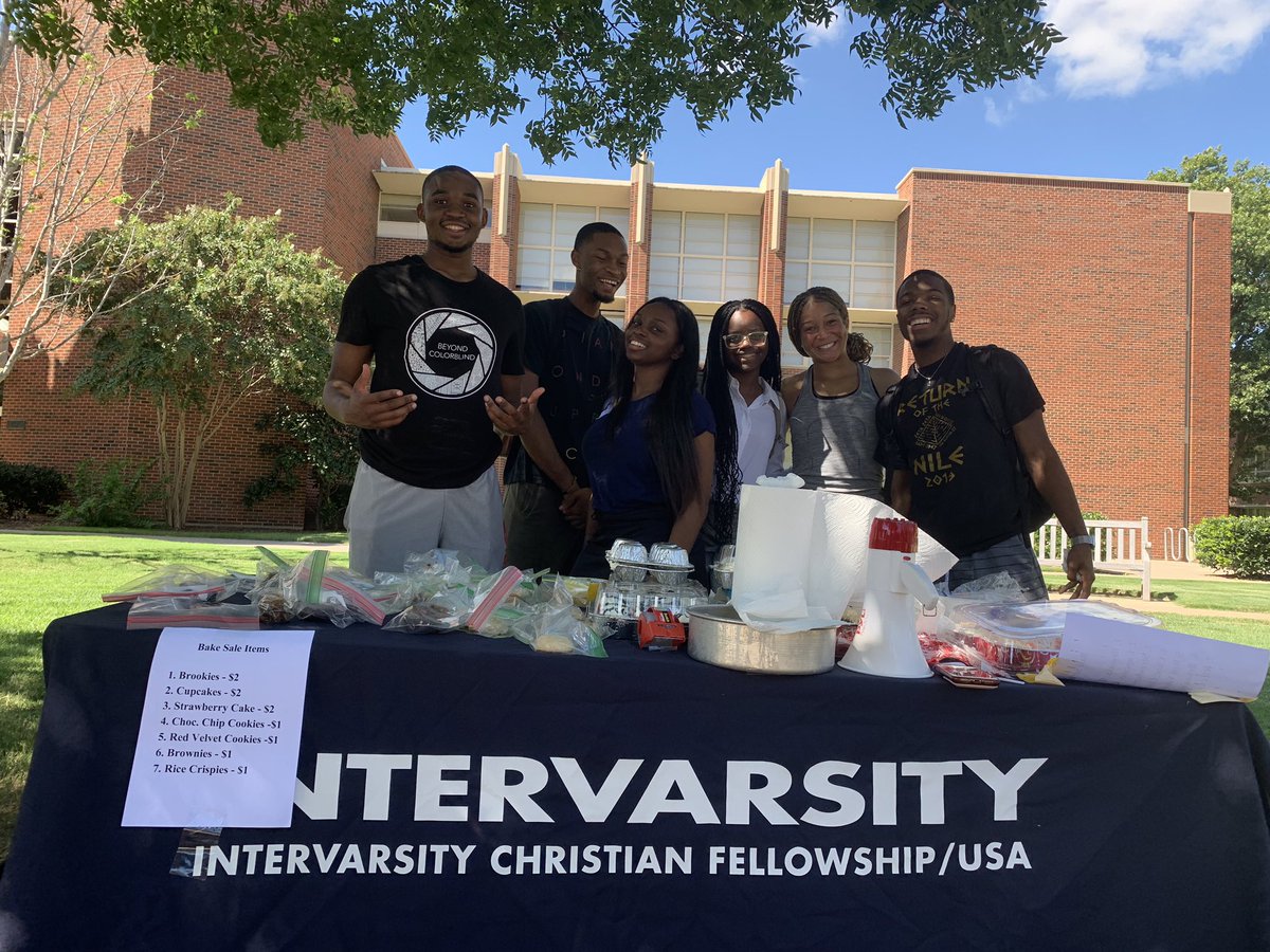 JordanCraigPR's tweet photo. “Intervarsity Black Campus Ministries is an on campus Bible study group that grows together in community and studies the word of God to reach students on campus” - Junior Josh Davis https://t.co/FJiMV2PEFe