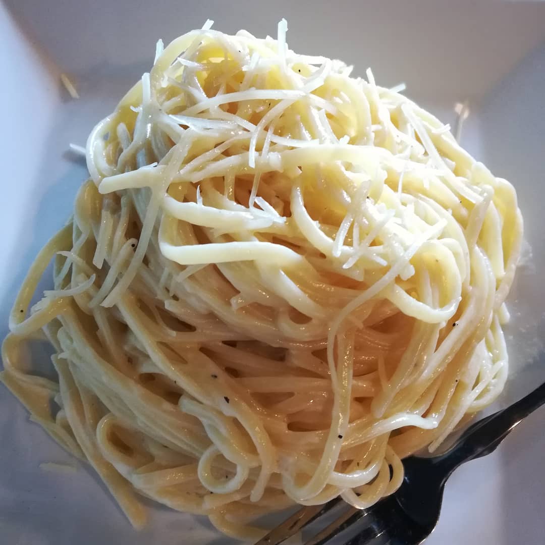 GoodLiquidBrew's tweet photo. 🍝Pasta Tonight @ Good Liquid Brewing Company! Come try our pasta specials: Bowtie pasta w/ a light creamy white wine sauce, tomatoes, onion, &amp; basil OR Linguine pasta w/ creamy parmesan alfredo sauce &amp; parsley garnish. Pair this with our wine special! 🍷🍝 https://t.co/igB9janVbQ