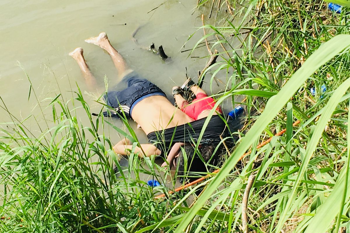 michaelvile's tweet image. Ahh yes! #greatsolution #solutionoriented this is a picture of the #Republicanlegacy. With a &quot;president&quot; helped into office, by a communist government, and #Gerrymandering I&apos;m not alright with this. This #realrepublican will be #VoteBlueToEndThisNightmare #voteadult2020