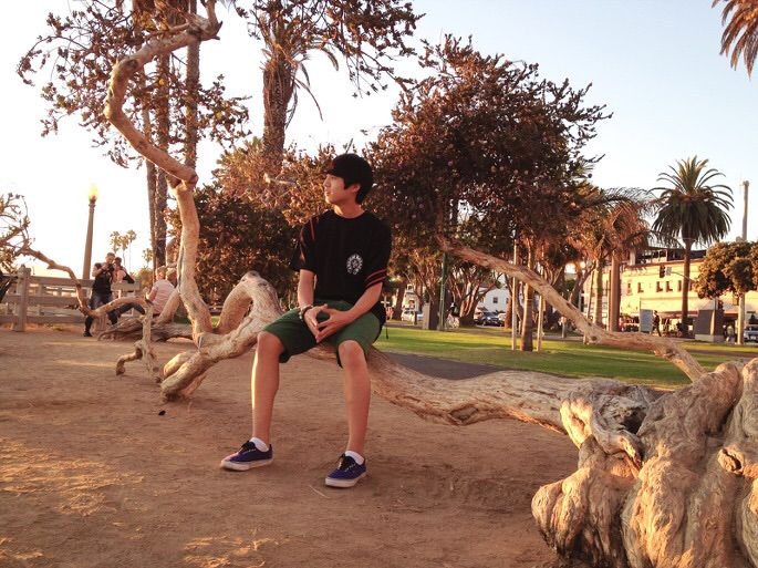 kaexkook's tweet image. A lot of you have never read Jungkook’s blog of his pre-debut dance training experience in the states so here’s a thread of what baby JK shared in February 2013.

🚨WARNING: it’s like...REALLY CUTE 🥺