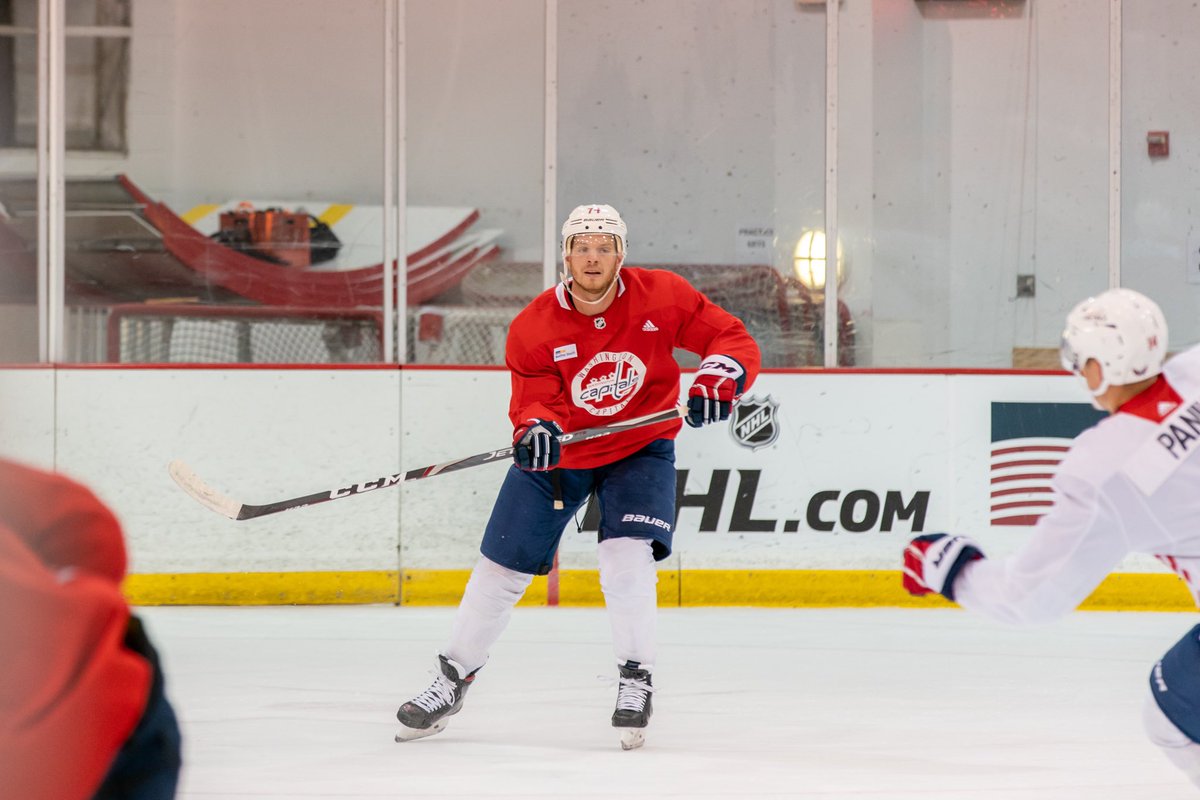 Capitals's tweet photo. More varsity squad making their preseason debut tonight #CapsBlues https://t.co/OK6HdklaV5