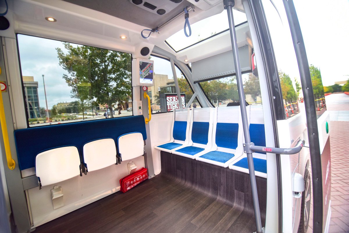 TAMU's tweet photo. A maroon & white autonomous shuttle is driving around campus to test self-driving tech & demonstrate the future of campus mobility! 👍🚗 @TTITAMU
Catch a ride on the shuttle until Nov. 15 ➡️ https://t.co/n5hBLXNNbv https://t.co/8nL9Zebgjm