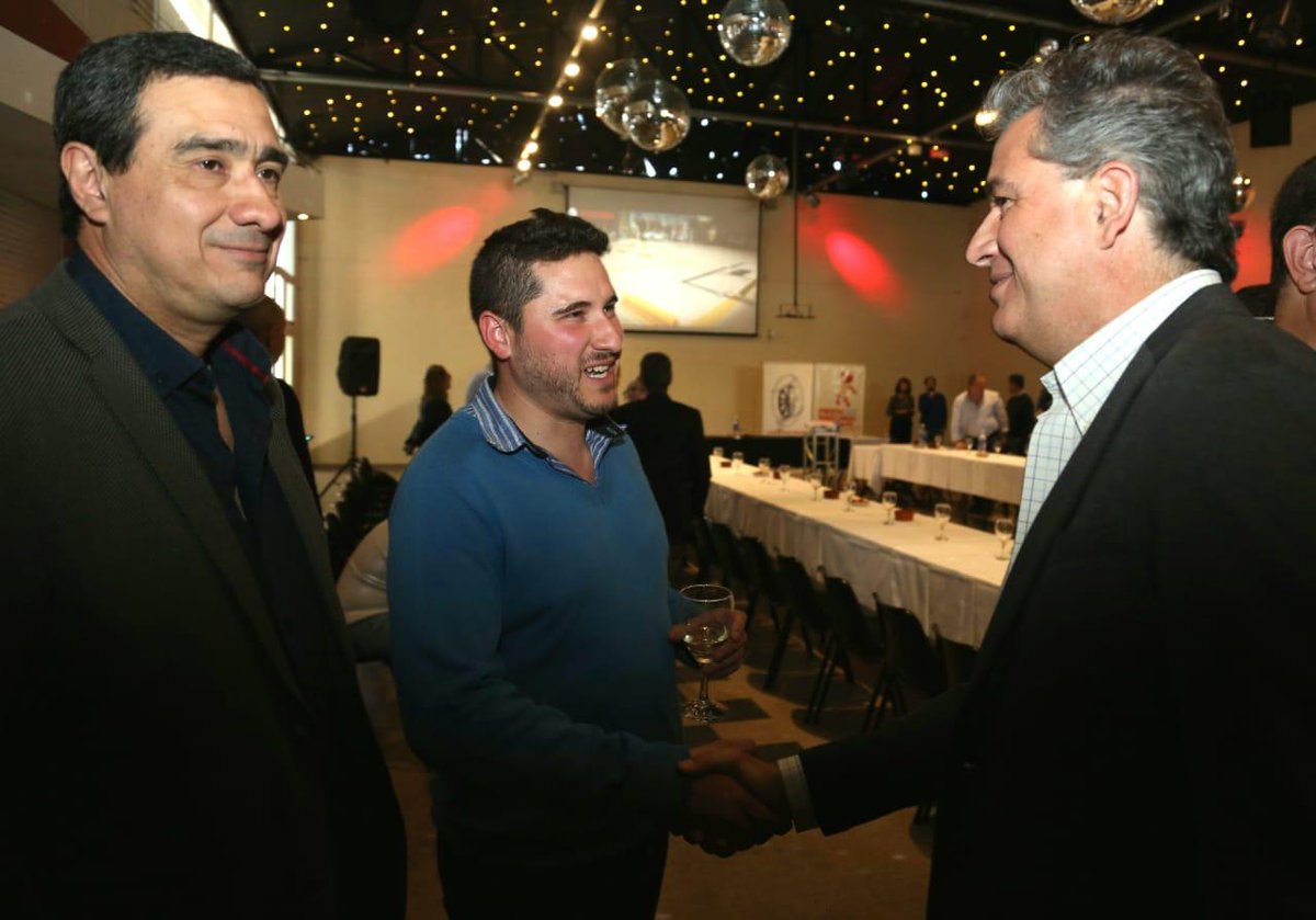 Con <a href="/marioraulnegri/">Mario Raúl Negri</a> y más de 50 intendentes cordobeses en Hernando, trabajando sobre las futuras políticas públicas para este cambio imparable!!! Sabemos cual es el rumbo para transformar la Argentina, y no vamos a volver a tantos años de atraso 💪💪🇦🇷🇦🇷