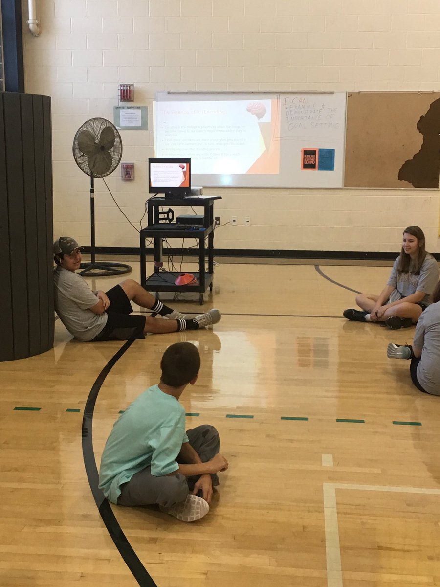Franc20K's tweet photo. It’s about more than just sports..... we are learning about life skills. @theREALnhseagle Students in #Fitness for Life Class were learning about the science behind some of the concepts discussed in class today. #WeAreNorthesst #AACPSAwesome #BrainTeam #LoveMyJob https://t.co/ZswAHCUgix
