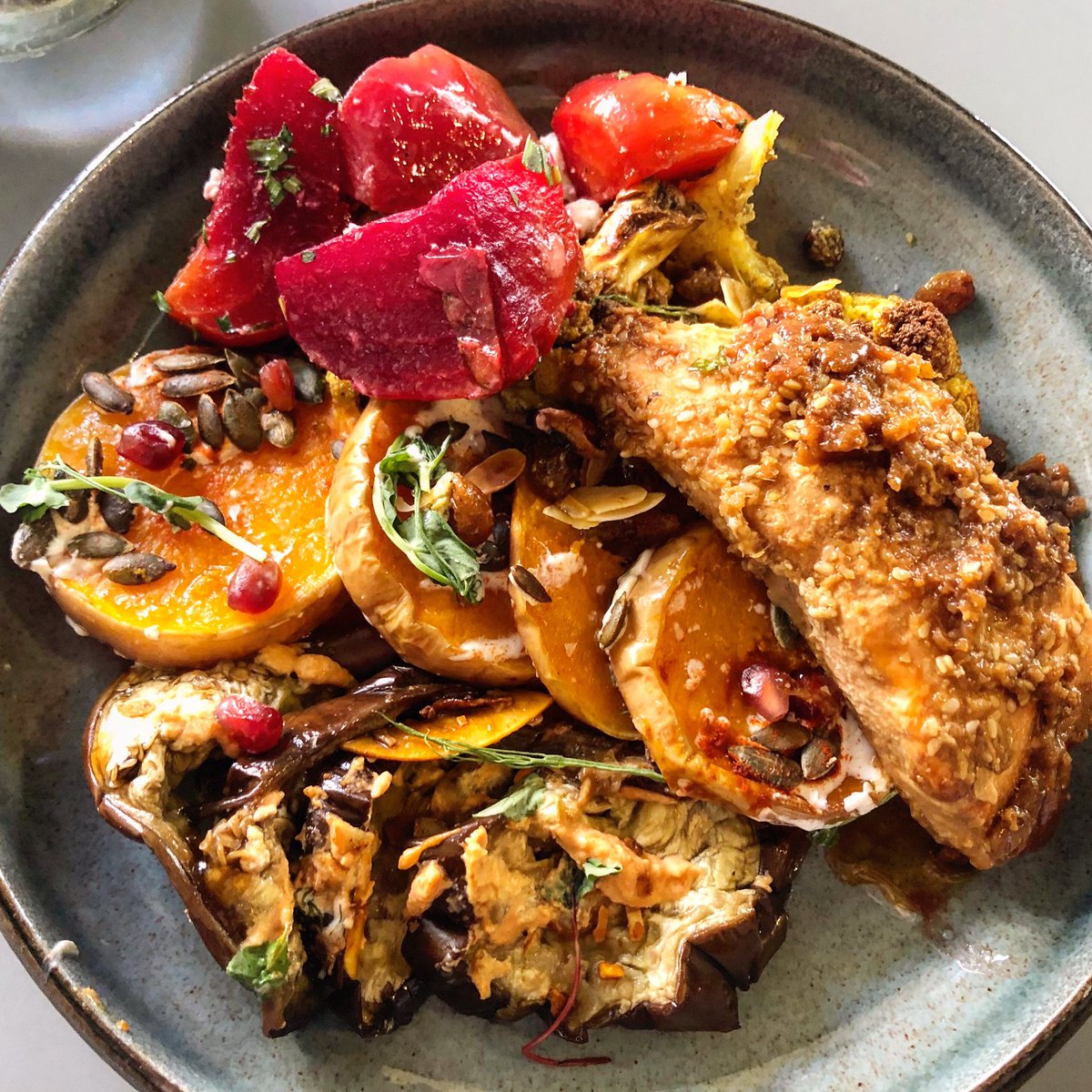 Seems like everything is good at SALT! It’s so refreshing to get some scrummy salads bursting with fresh ingredients 🍽👌🏻🥗 #delicious #yummy #Norwich