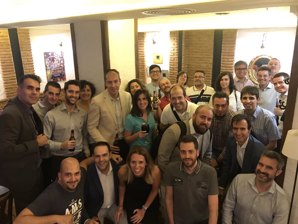 pargaiz's tweet photo. Talleres sectoriales Industria y Telco.

Compartiendo experiencias con un equipo excelente. #BABELtech #BABELgrupo https://t.co/LVH464tBPJ