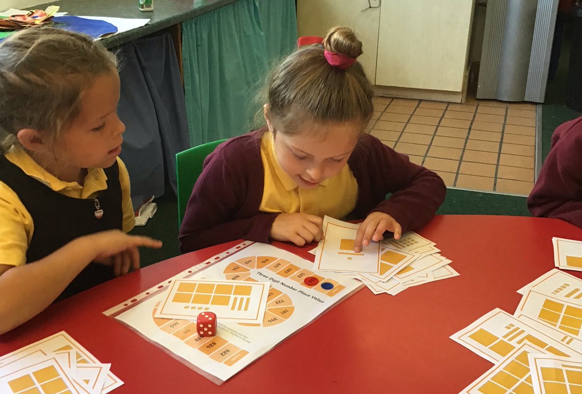 StAlbansSchool1's tweet photo. #SACPSY2 explored partitioning 3 digit numbers today. Da iawn! @twinklresources @TwinklCymru #SACPSNUM #SACPSFUN @CSC_Numeracy https://t.co/eM2EwuTmLI