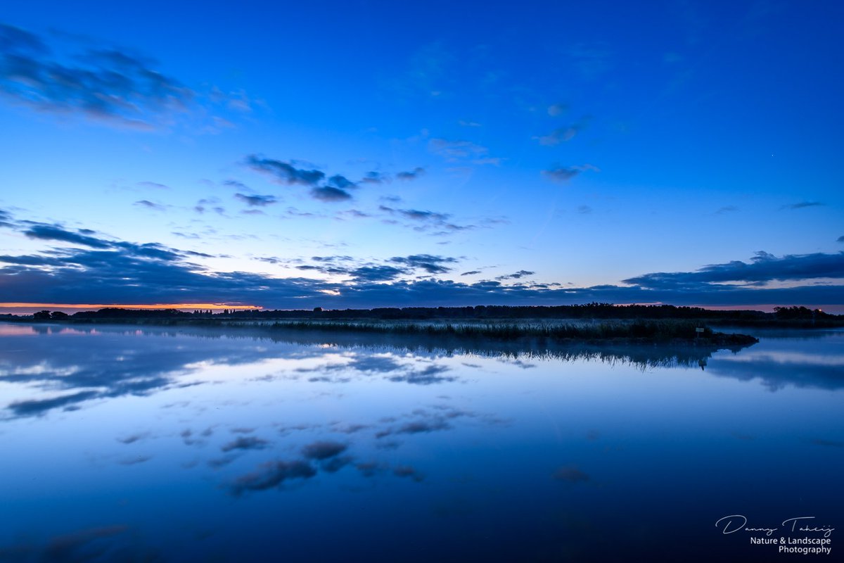 DannyTaheij's tweet photo. Vanmorgen genoten van de zonsopgang #middendelfland #kwakel #duifpolder #vlietlanden #nikonnl #polder https://t.co/IGCSj63p3h