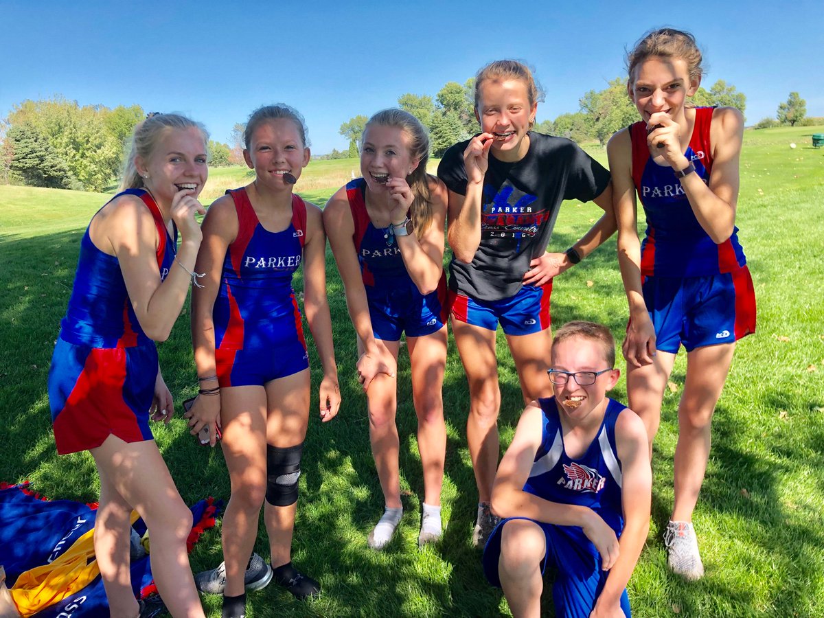PBjorneberg's tweet photo. Cool day for Parker CC team; a clean sweep on medals...6 for 6.  Way to go, Pheasants!! https://t.co/36nUK1rkXC