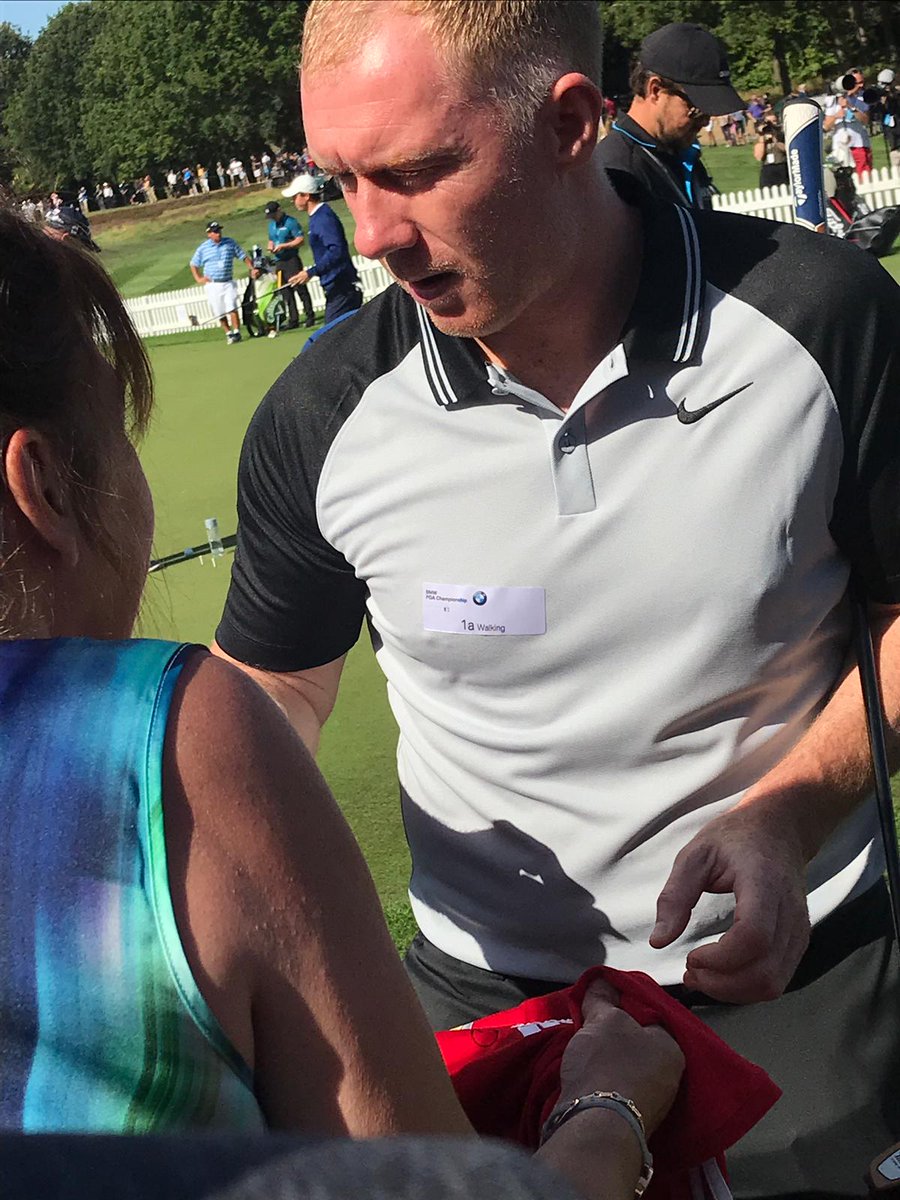 oliggolf's tweet photo. Some of the golfers and celebs i got to meet today at wentworth golf coarse. @McIlroyRory 
@WestonFavellGAT https://t.co/BtOyV1ogOP