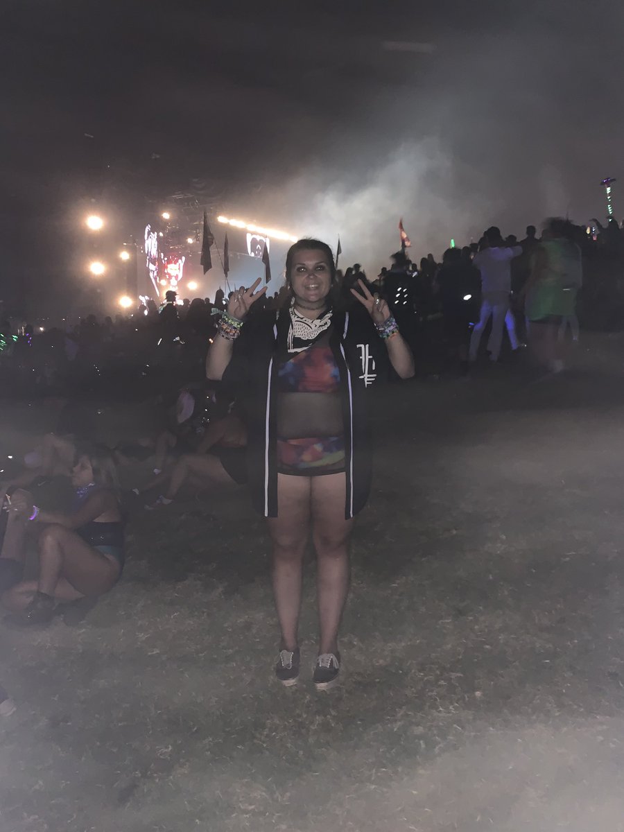 basedcakelyn_'s tweet image. The fact that I was able to make it to the rail and in the pit for @Zomboy this weekend really made me realize why I love this man so much. His music has changed my life in so many positive ways dude and i’m so happy I get to see him twice this month. I’m so fucking grateful.