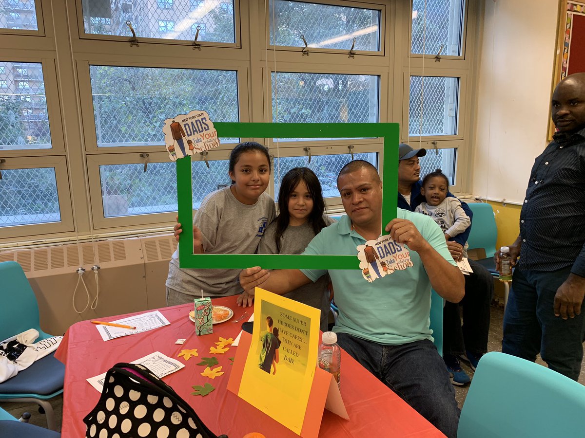 PS375Jackie's tweet photo. Our dads are superheroes! #DadtakeyourchildtoSchoolDay
Dads shared their proudest moments being a Dad and goals for their children this school year. Thank you for your support. #D17 #PS375 @IClarenceEllis @SheneanL @bfreeskeewee @CWATSONHARRIS @DOEChancellor @thedegoviagroup https://t.co/Yc81dHT0PL