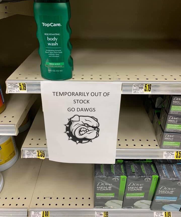 A grocery store near Athens has removed all Irish Spring soap ahead of the Georgia vs Notre Dame clash. 😂👌

📸 <a href="/Wes_nship/">Wes Blankenship</a>