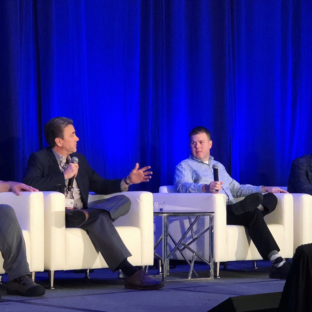 arrowstreet_air's tweet photo. Brian Laughlin Technical Fellow, IT Architect for Mobile Solution @boeing talks about obstacles becoming opportunities and better product outcomes evolving out of the need for unexpected solutions at #ewts2019 #problemsolving #VR #AR #XR https://t.co/FiW94OF9Zk