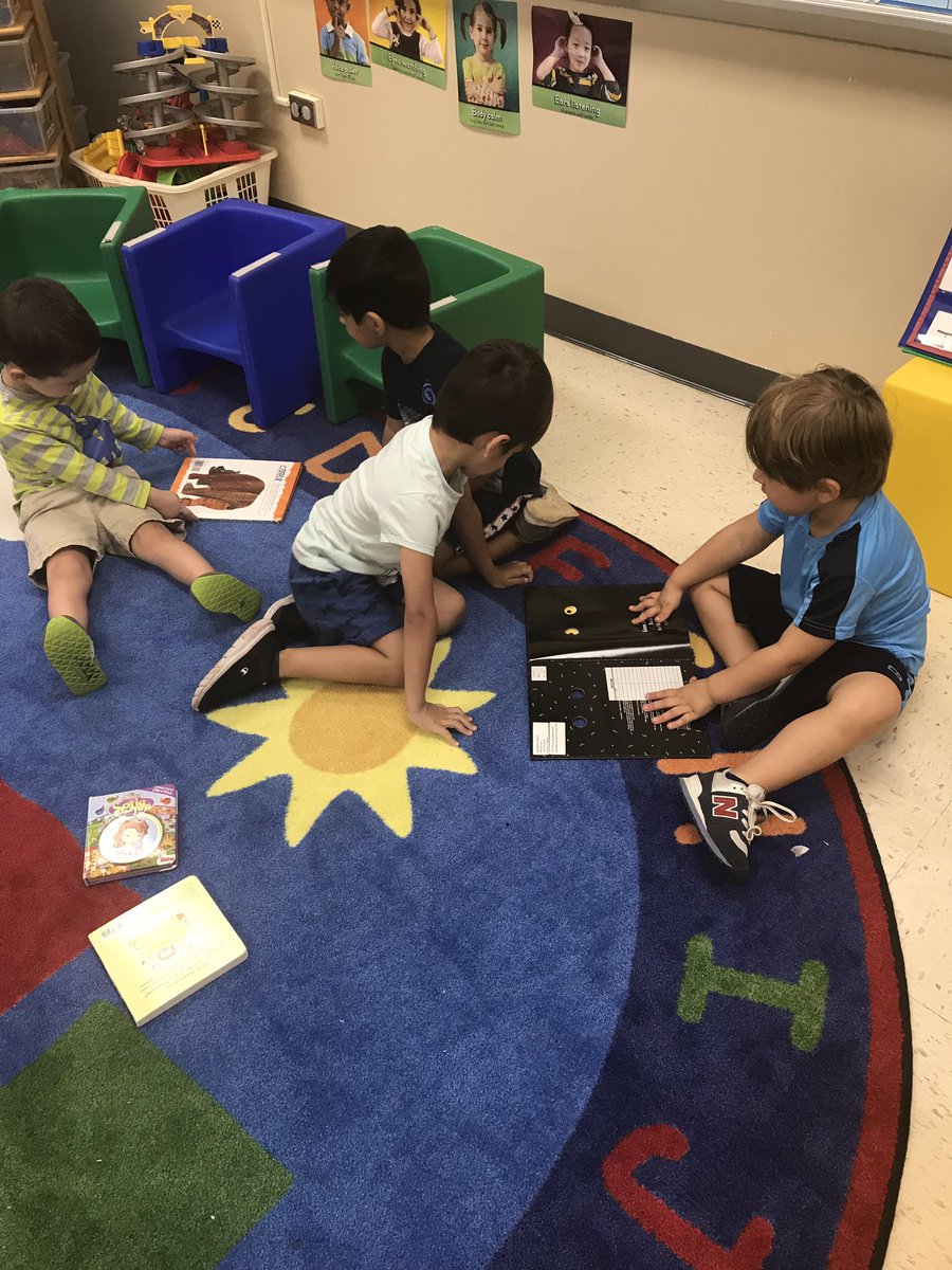 mskarla113a's tweet photo. It makes me so happy to see how much my little friends love books! #sd113a #owbears https://t.co/K46JhHVloX
