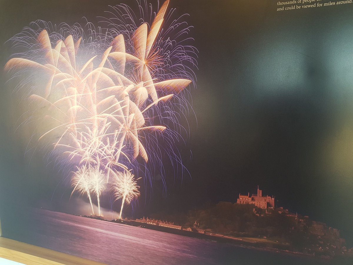 Lucyloc78646303's tweet image. #cornwall #StMichealsmount  #perfectday #vitaminsea #cptsd