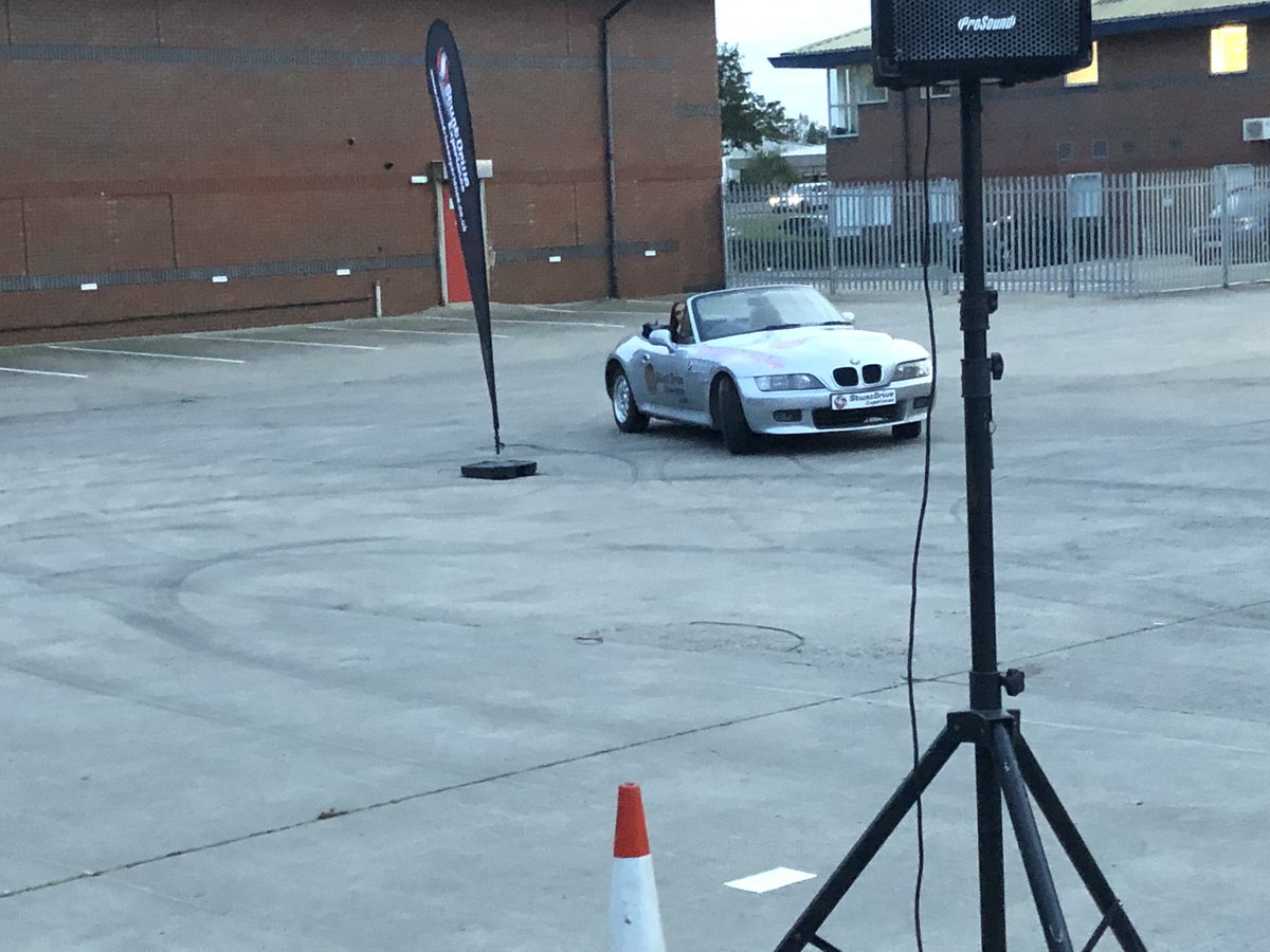 lmsents's tweet image. Absolutely fantastic evening at @PorscheTeesside again with the #PorscheClub with @KellyLouiseBird Stunt &amp;amp; Precision #DrivingDisplay, #ParallelParkChallenge and #RacingSimulators! 🏎💨💨
@Porsche #StuntDriving #PrecisionDriving #StuntShow #StuntDisplay