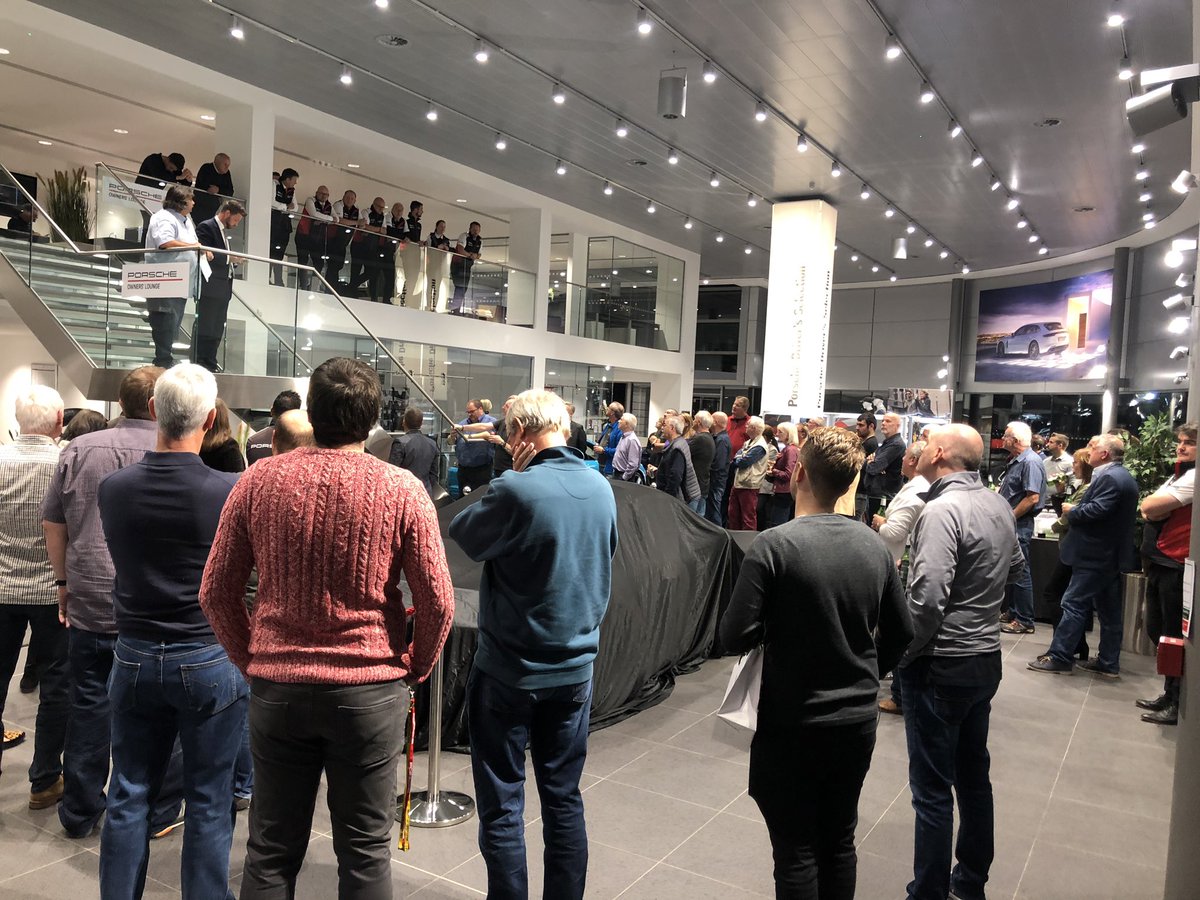 lmsents's tweet image. Absolutely fantastic evening at @PorscheTeesside again with the #PorscheClub with @KellyLouiseBird Stunt &amp;amp; Precision #DrivingDisplay, #ParallelParkChallenge and #RacingSimulators! 🏎💨💨
@Porsche #StuntDriving #PrecisionDriving #StuntShow #StuntDisplay