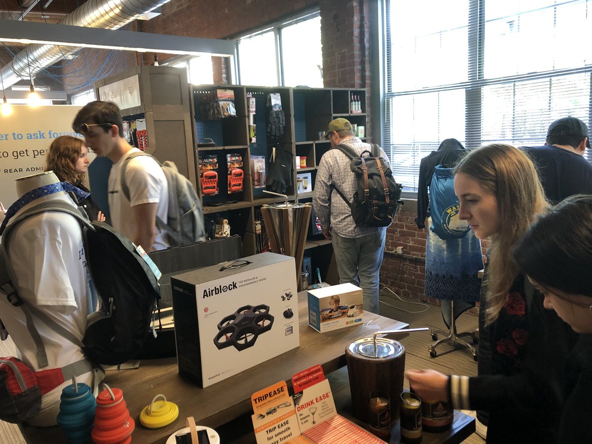 kristi141's tweet photo. @Ops4Entreps such an eye opening visit to @TheGrommet headquarters! Got to play with some of their new products and hear about their challenges and how they became as successful as they are today! #ops4entreps https://t.co/tpKRleaAmU