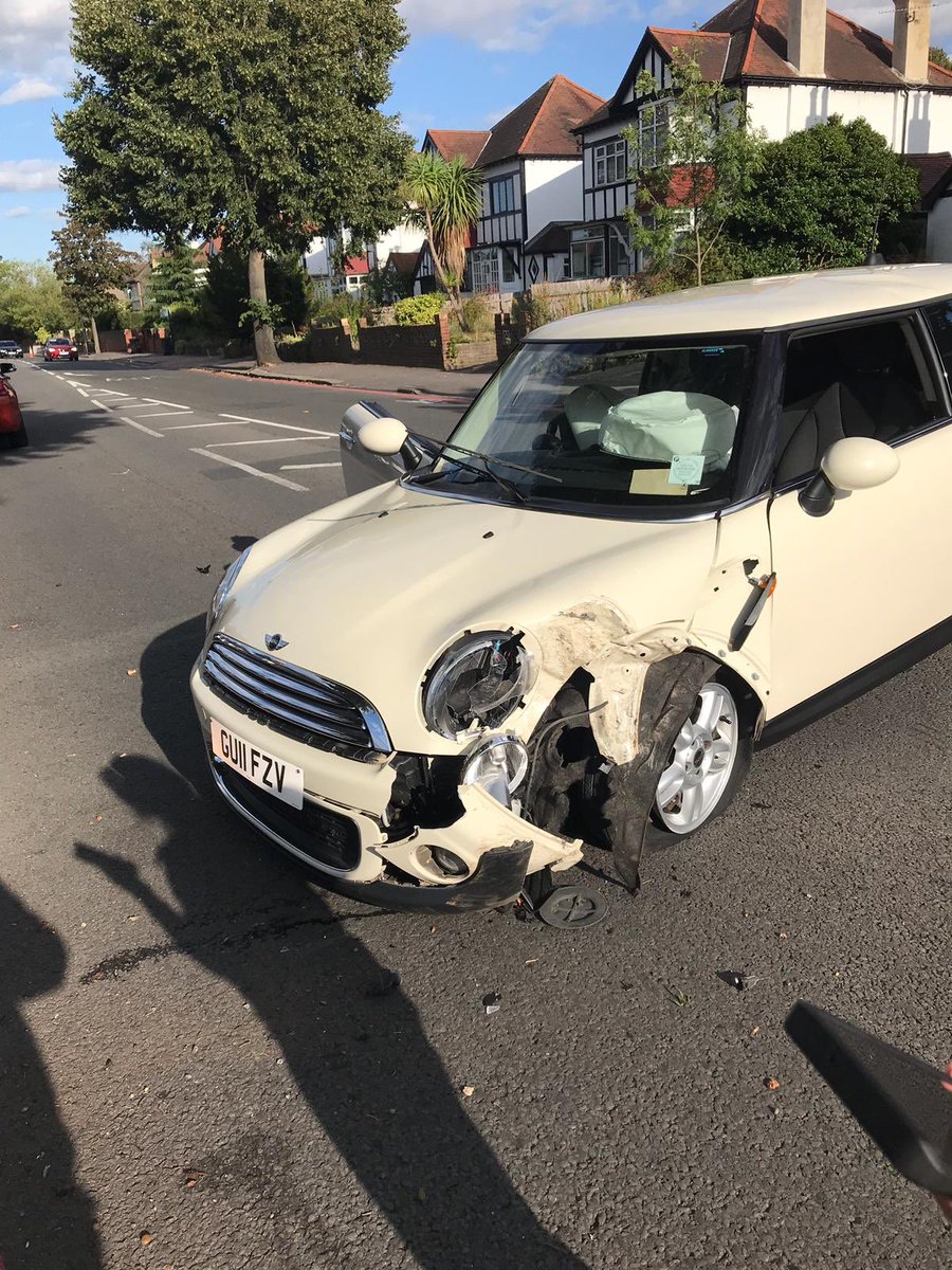 taylorjamesw_'s tweet photo. Disgusted by the attitude of @ArtisAccident one of there employees has written our car off while dropping it off to us. Feel free to share this and needless to say avoid at all costs. Extremely stressful situation that doesn’t look being resolved fairly any time soon... https://t.co/FQFkOxUyKk