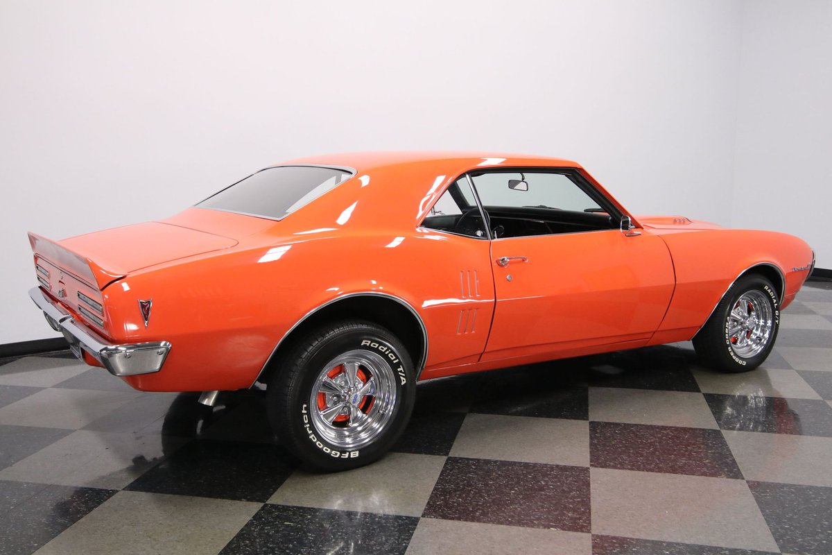 streetsidecars's tweet photo. This 1968 #Pontiac #Firebird 400 has a 400ci V8, upgraded #Edelbrock 4-barrel carburetor, Edelbrock intake, braided hoses, #Hookerheaders, and 4-speed manual trans
Link: https://t.co/pRDRTGnFaV
#musclecar #hotrod #oldcar #classiccar #firebirdlife #pontiacsonly #pontiacpower https://t.co/3x0QDa2xfK