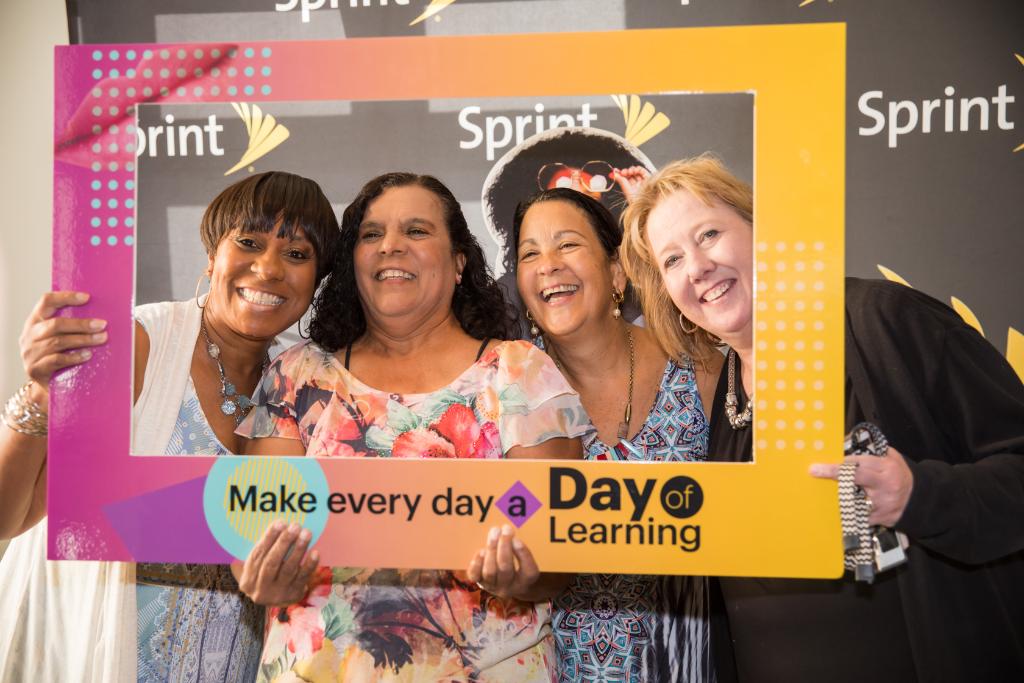 MichelCombes's tweet photo. My @SprintULearning team does such an incredible job giving the #SprintFam opportunities to grow - today’s #HourOfLearning looks like it was a huge success - thanks for joining! https://t.co/r4LdFYZcCZ