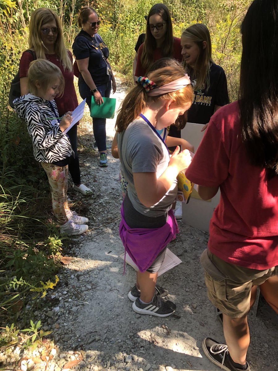 callahanclass's tweet photo. What a great day out in Weaver Woods being taught by our 8th grade friends! @WoodbrookCCS @myccs https://t.co/FDzfxlAcpa