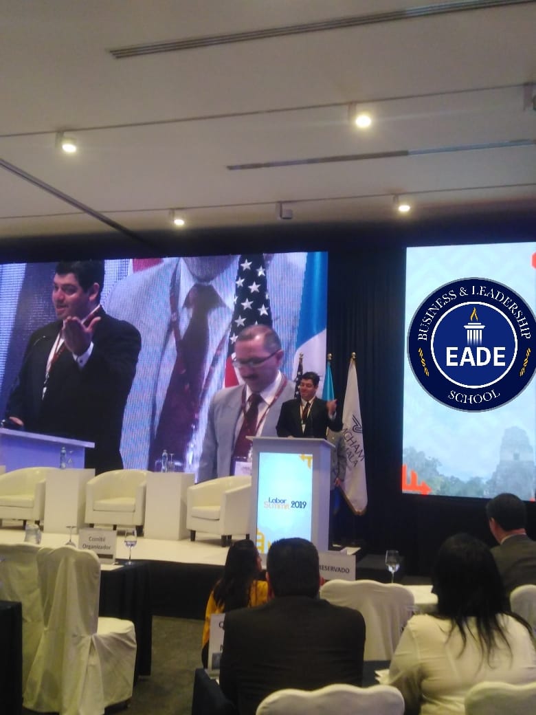 eadeguatemala's tweet photo. ¿Quiénes somos?
Somos una institución de Educación Superior de carácter internacional, que brinda programas de pre y post grado. Tenemos más de 10 años en el mercado formando líderes empresariales. 👩🏻🎓👨🏼🎓🎖🙌
#EADEBS #LaborSummit2019 #AmchamGT #LiderandoLaEvoluciónDelTalentoHumano https://t.co/U5FaTJTflU