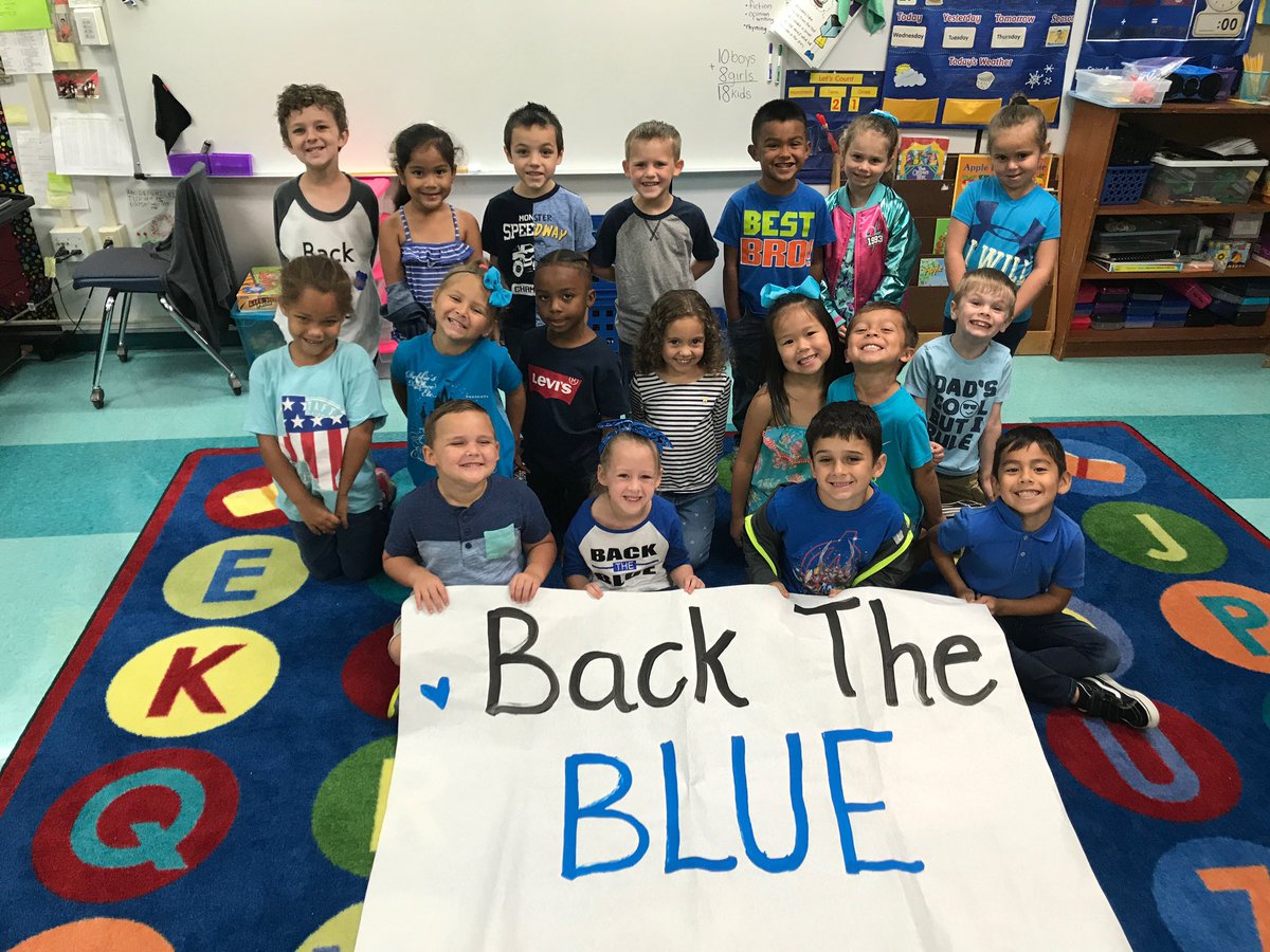stacigary's tweet photo. We appreciate our student resource officer, Officer Nichols, and we will always #BackTheBlue! #TaftTribe #PNGproud #EveryPieceMatters #WeLeadTX https://t.co/bTLRYRLmq9