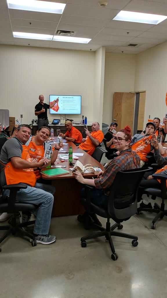 HD_John_2107's tweet photo. #HDPP training with Tim! Great session and lots learned! @LISA_M_MCCARTY1 @PGnac @HDPP212 https://t.co/LNDBpSomUN
