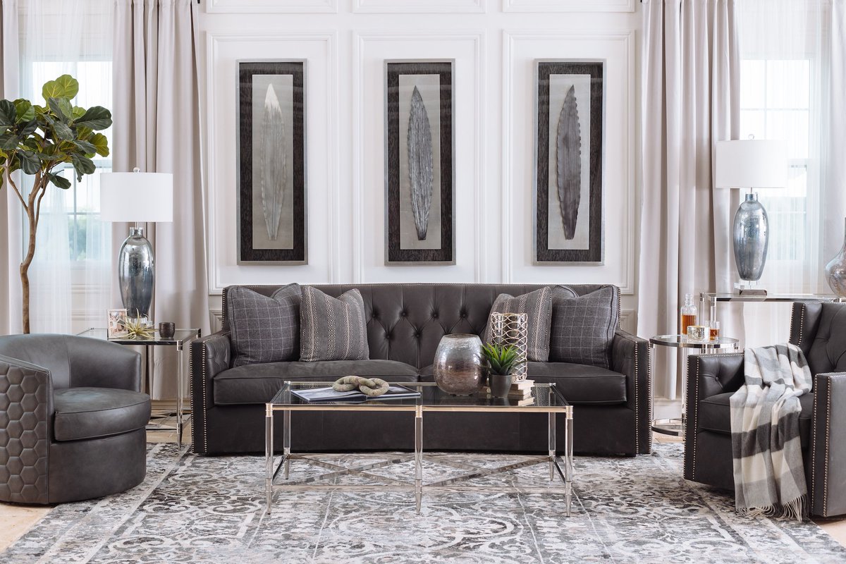 Mathis_Home's tweet photo. This sofa is not just a sofa. It's a place where you unwind after a long day of work.🖤https://t.co/lOqgdmutsl

#MathisStyle #YourStyleYourPrice #LivingRoom https://t.co/fjXkOSesTg