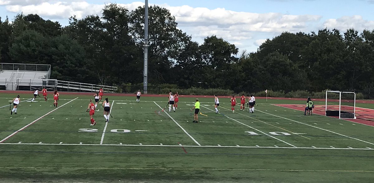 mperlongo1's tweet photo. Catching some midweek Sachem East field hockey. @sachemhseast @SachemSchools https://t.co/c8XGpj6a1Z