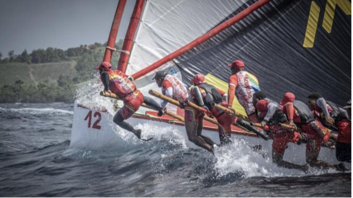Martiniquela1e's tweet image. #sport : Des #navigateurs de renommée internationale vont s&apos;initier à la #yole en #Martinique
la1ere.francetvinfo.fr/martinique/nav…