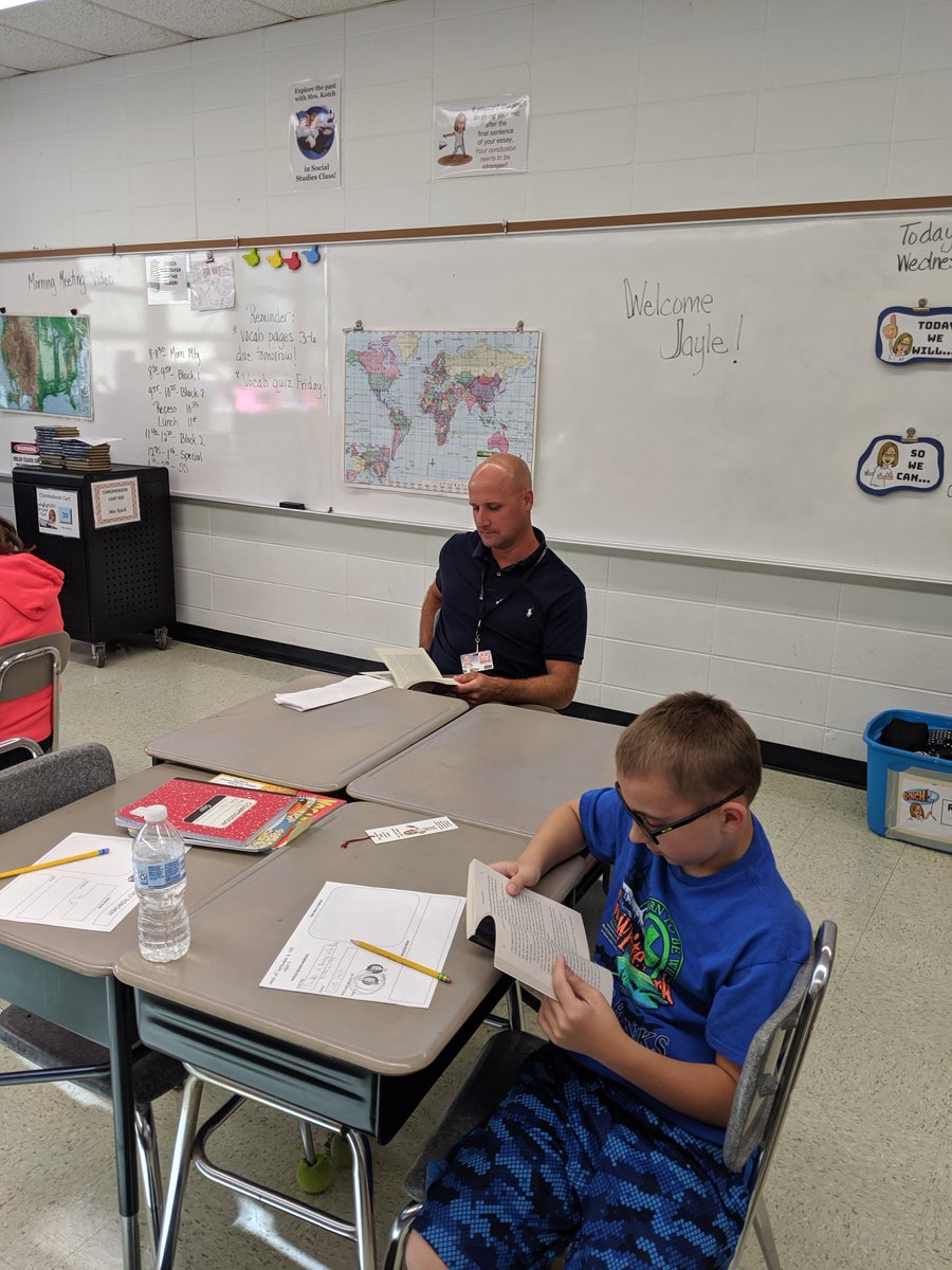 susankotch's tweet photo. When your entire admin team joins in on our weekly Whatcha Reading Wednesday class ritual.... #findaspot #everyoneisreading #lovemyschool #model @PrincipalMPES @PaulONeill1972 https://t.co/UHkiJeCotl