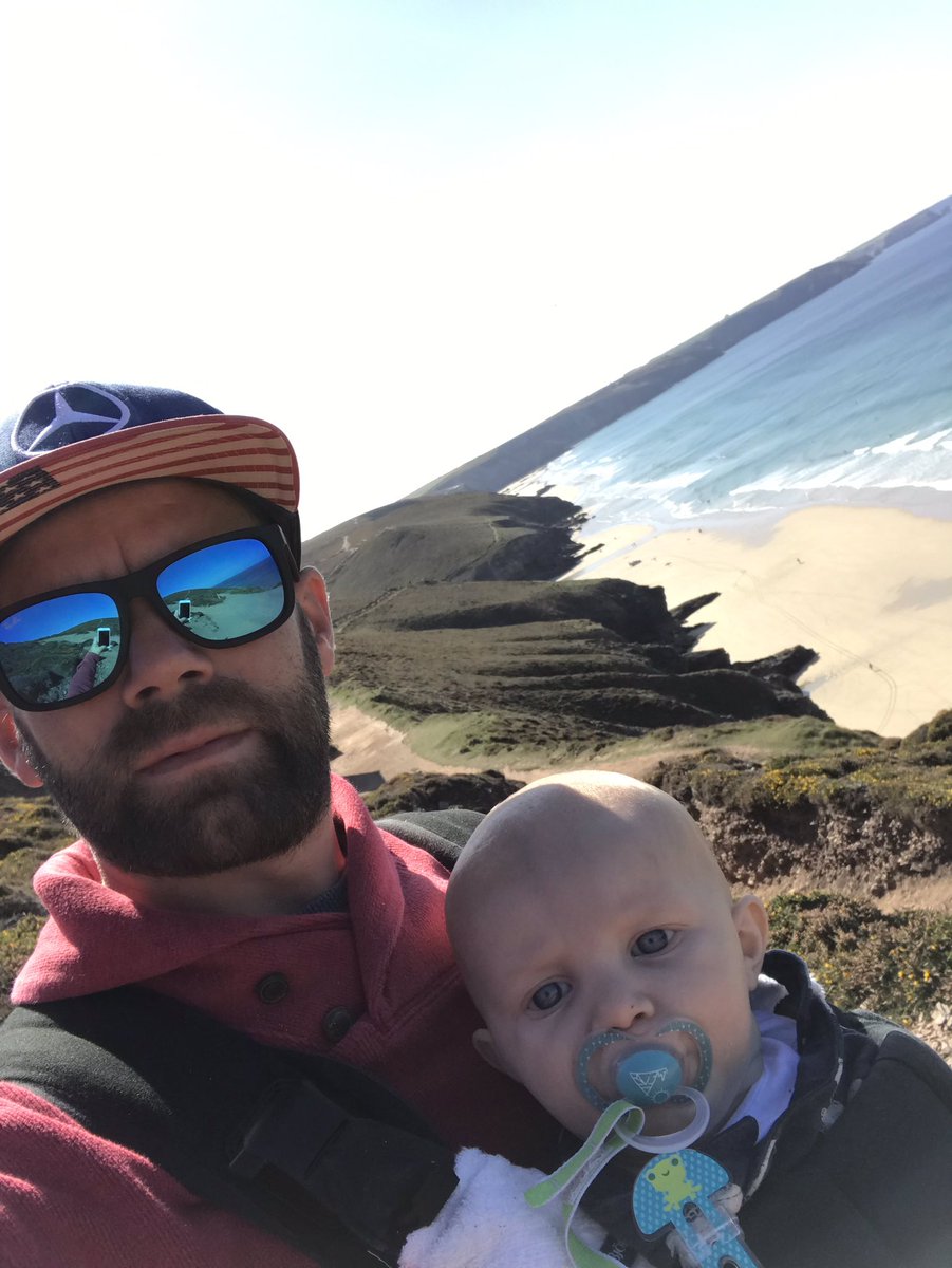 Taylor_Luke's tweet photo. Cornwall in the autumn.... it isn’t half bad! Lovely day off soaking it all up :) #conwall #LoveWhereYouLive #seaside #sun https://t.co/fGOYVOpDXb