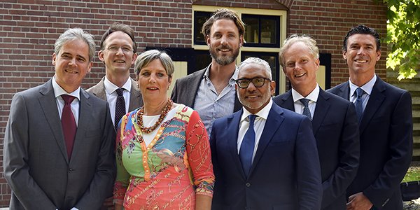 "Save the date" for our 10th dresmeeting! We hope tot welcome you all on the 11th and/or 12th of june 2020!