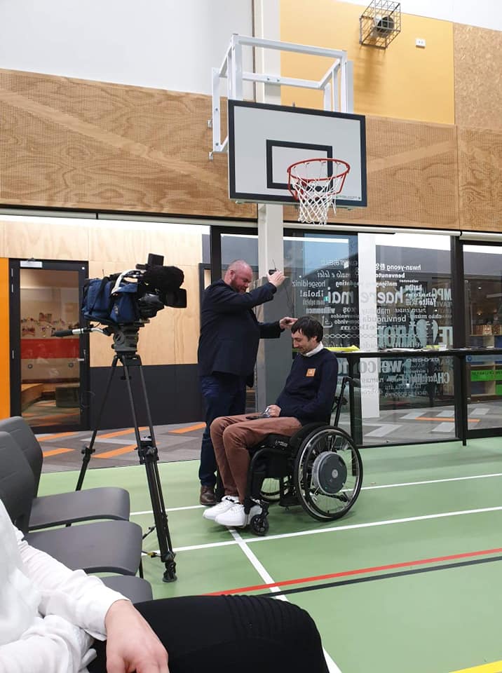 Smart_Access_'s tweet image. Yesterday @TheProject_NZ followed me around, asking questions and watching me speak at events. The segment should air on Monday, which is perfect timing for some more exposure considering voting papers are sent out tomorrow! Vote for me if you like the words I say, please.