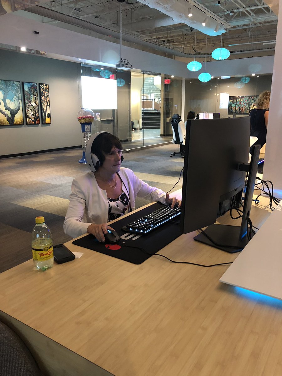 Helen Norris tweet media