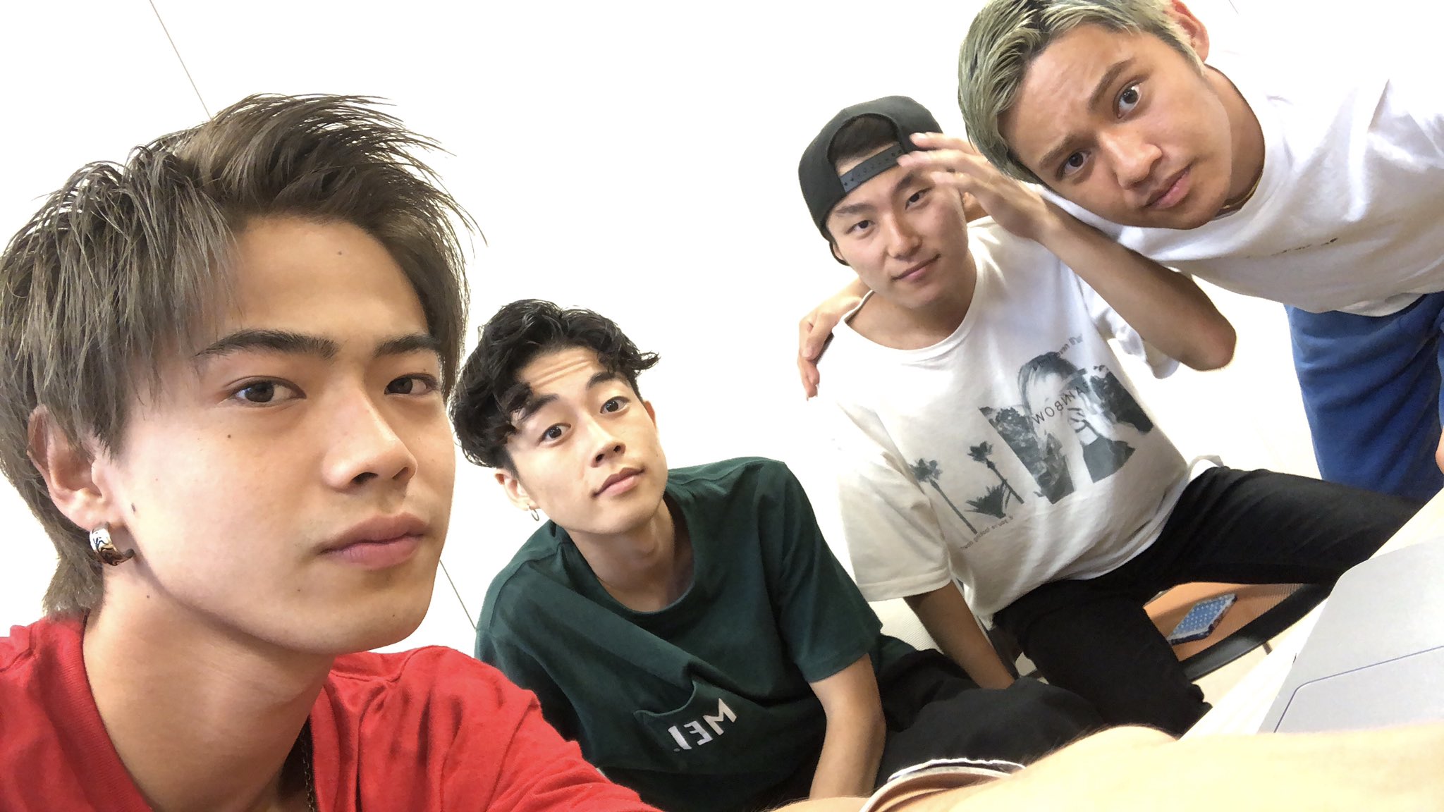 コムドット ゆうた 特に意味はないなんとなくです 涼しくていい季節 T Co 03qwshzim4 Twitter